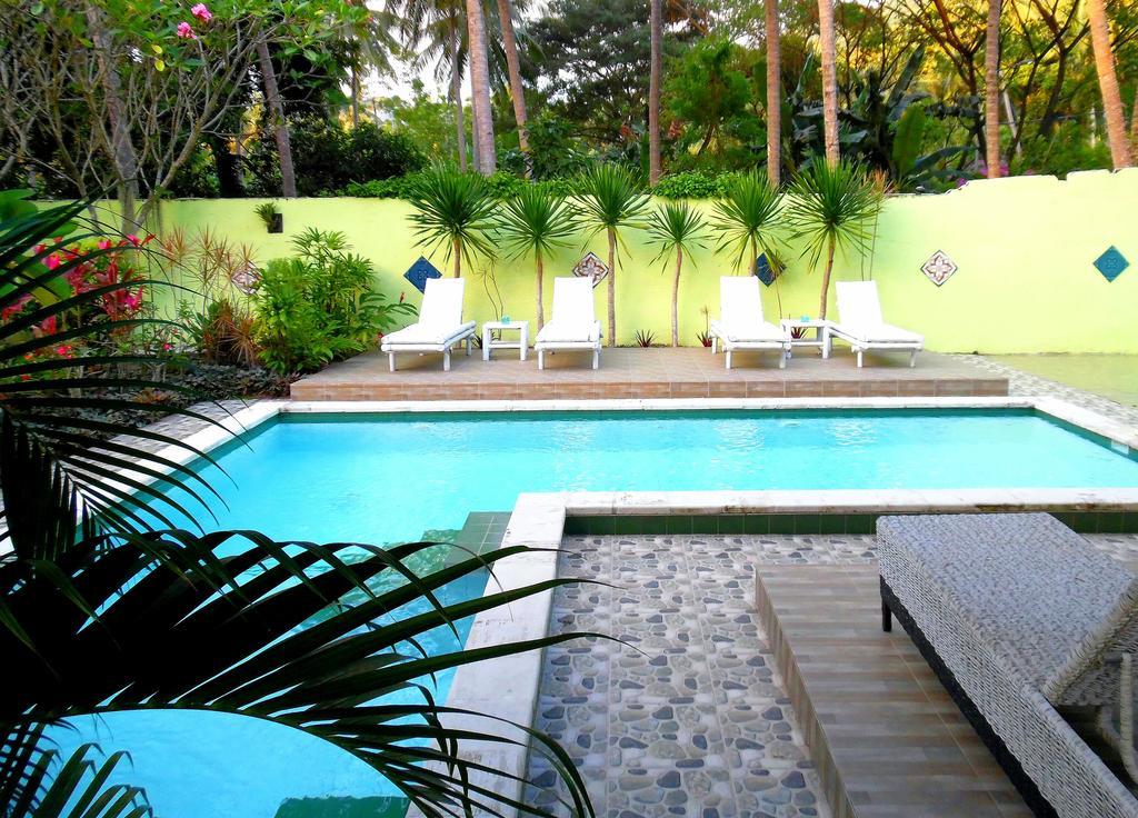 Lazy Monkey Hotel Senggigi Exterior foto