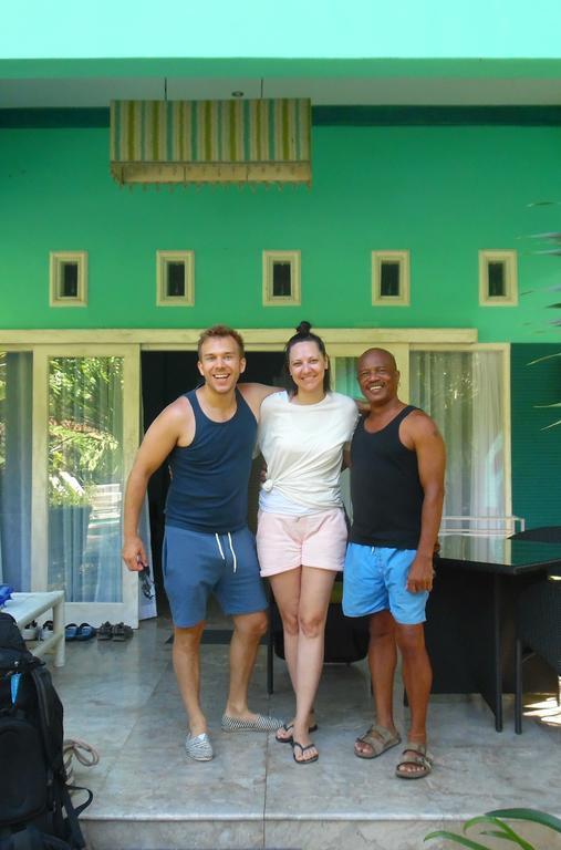 Lazy Monkey Hotel Senggigi Exterior foto